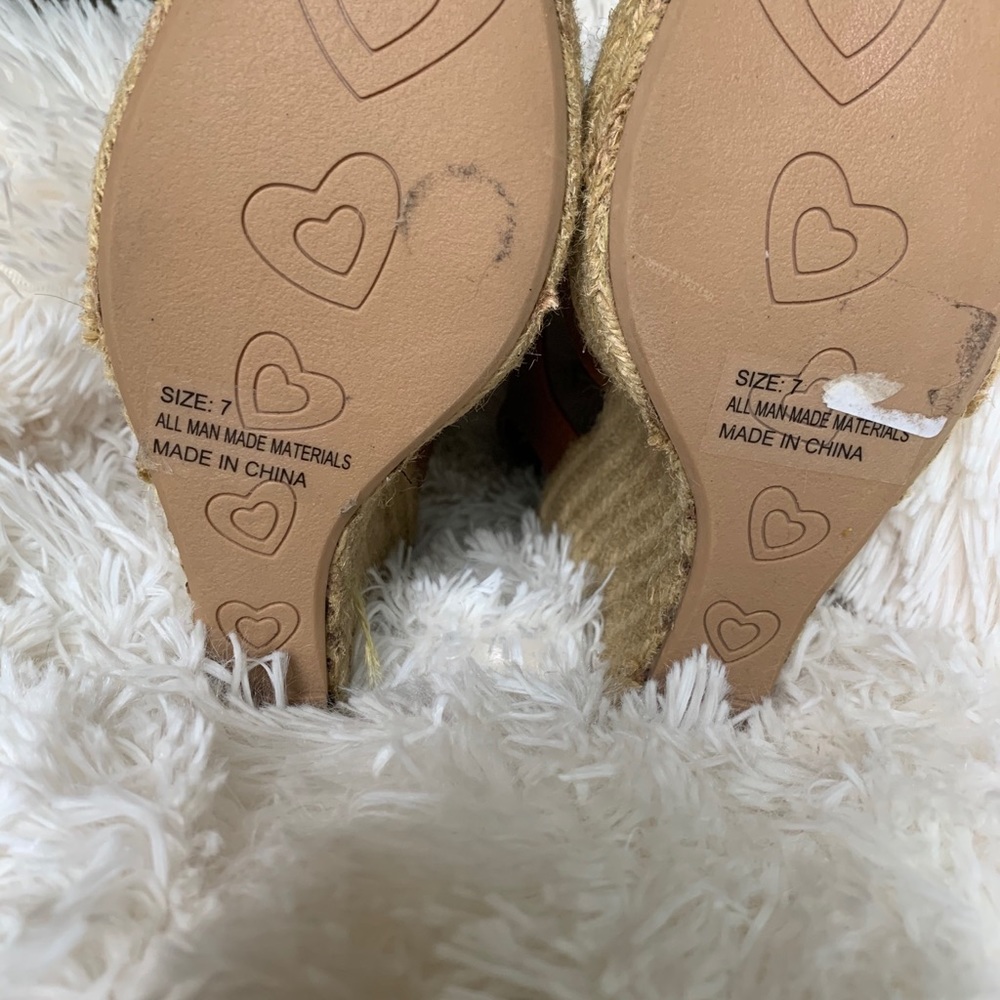 Wedges - Picture 4 of 4